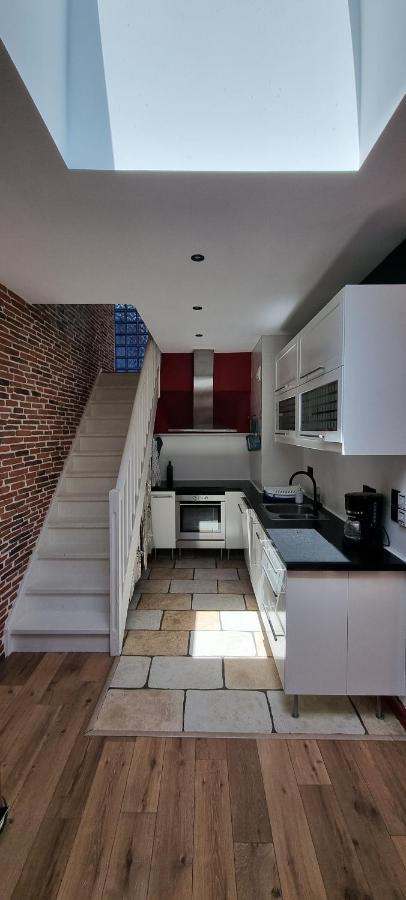 Chambre D'Hotes Sde, Wc Prive Climatise Dans Loft 80M2 Espace Commun Avec Les Habitants Salon Et Cuisine Apartman Toulon Kültér fotó