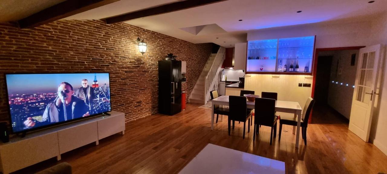 Chambre D'Hotes Sde, Wc Prive Climatise Dans Loft 80M2 Espace Commun Avec Les Habitants Salon Et Cuisine Apartman Toulon Kültér fotó